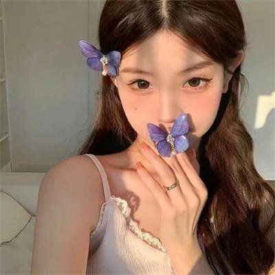 热情花招：当女孩遇上男孩